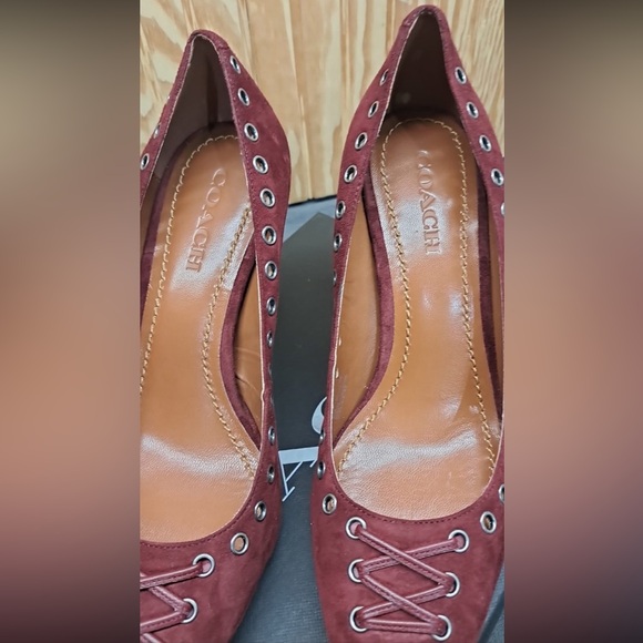 Coach Merlot Varick Pump Heels - Picture 6 of 8